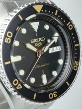 Carica l&#39;immagine nel visualizzatore di Gallery, SEIKO 5 SPORT SRPD57K1