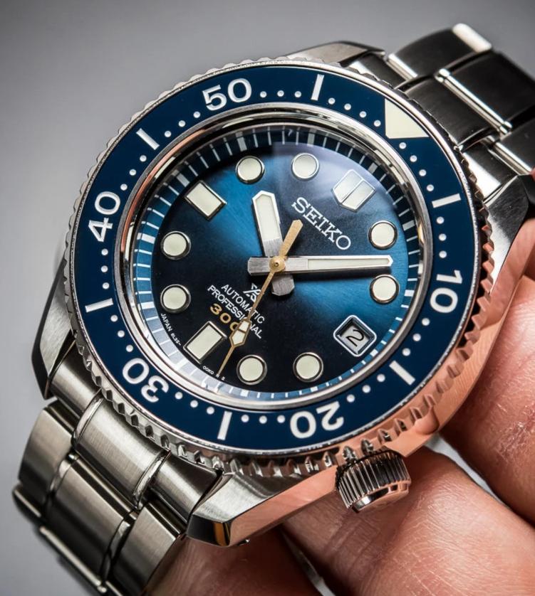 SEIKO PROSPEX MARINEMASTER 300 SLA023J1
